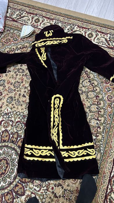 Продам Шапаны красивые