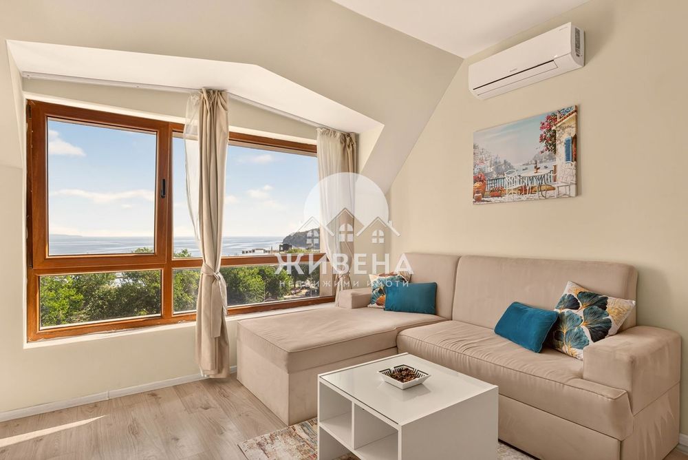 Продава се Двустаен апартамент в Варна, Аспарухово - 196 кв.м за 868 €/кв.м - Снимка #2