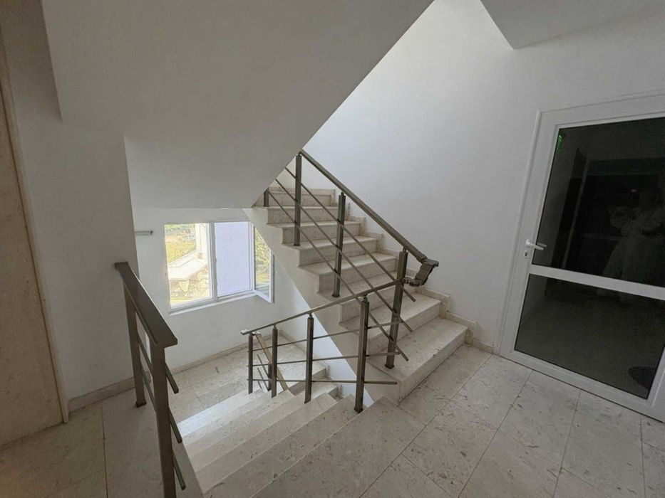 Продава се Двустаен апартамент в Пловдив, Христо Смирненски - 70 кв.м за 2715 €/кв.м - Снимка #3