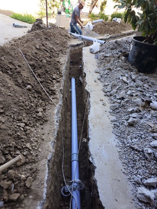 Урачи ва сантехника устаси.