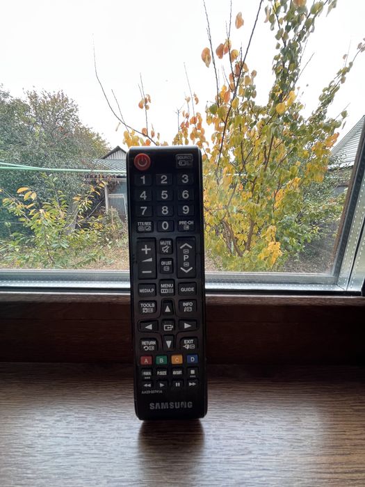 Продам телевизор