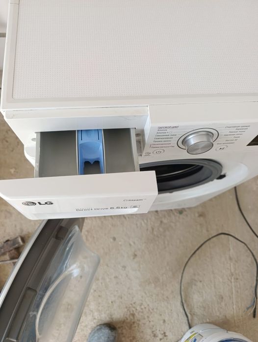Продам стиральную машину LG
