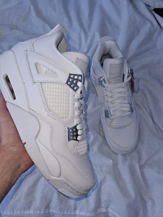 Jordan 4 Retro Pure Money