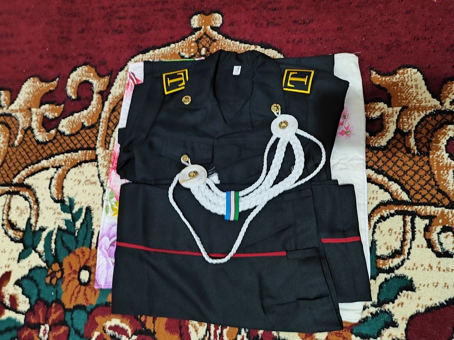 Срочно продаю парадную военную форму