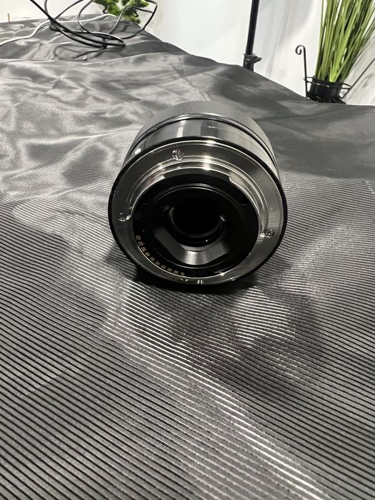obiectiv 35 mm f1.8 sony e mount