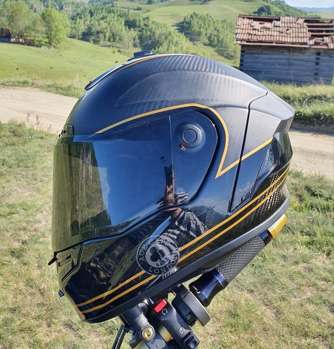 Vand casca Bell Race Star editie limitata Ace Cafe Speed Check Carbon M