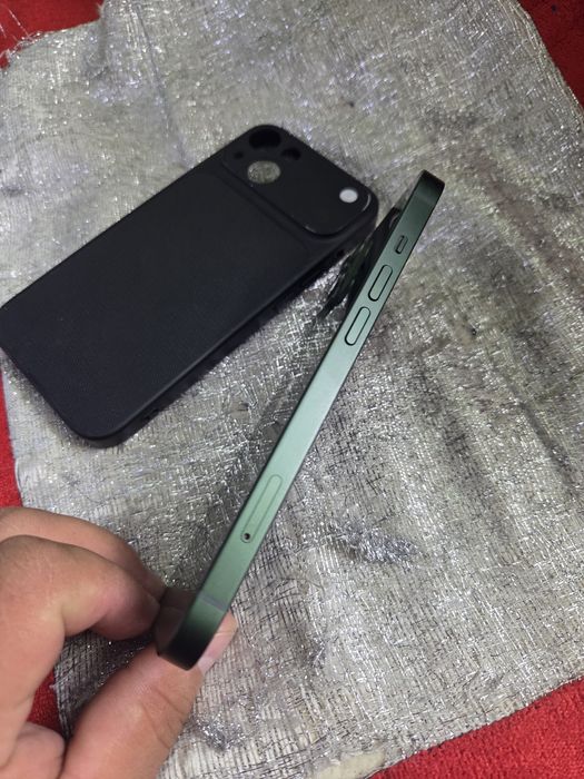Iphone 13.  128gb