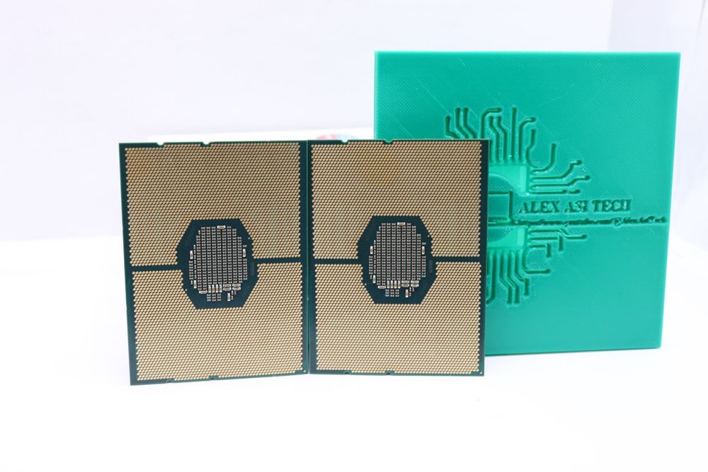 2 x Procesor Intel Xeon Gold 6122 20 Cores/40 Th 1.8/3.7GHz Lga3647