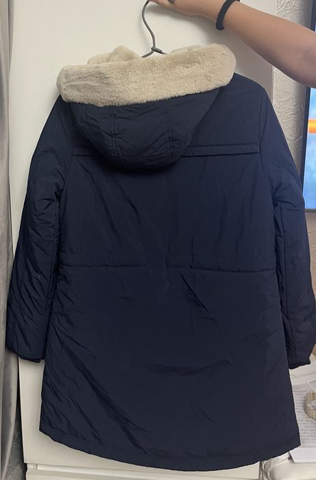 Продам демисезонную парку