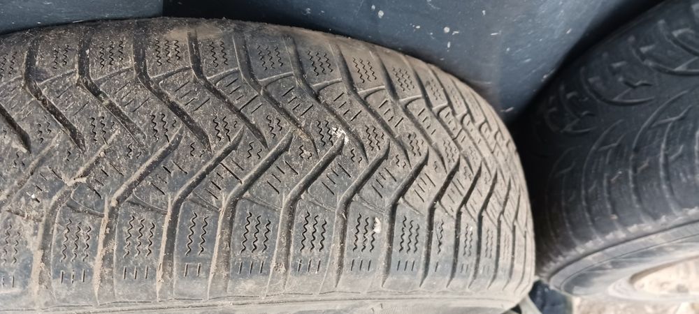 Vând jenti 175 70 14