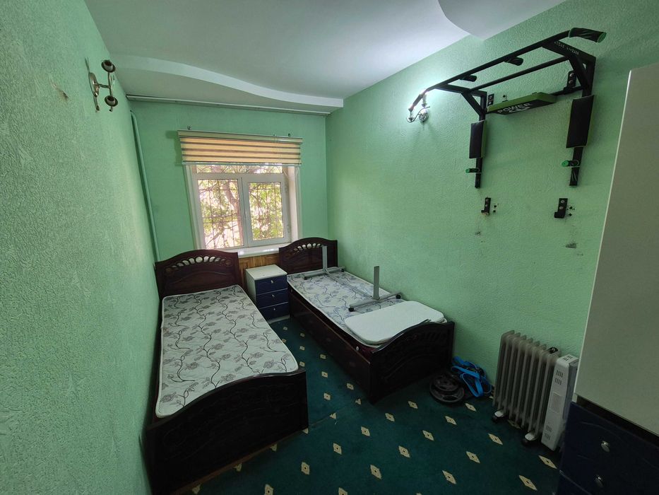 51-maktab Shotarustavilli kvartera ijaraga beriladi 3 xona