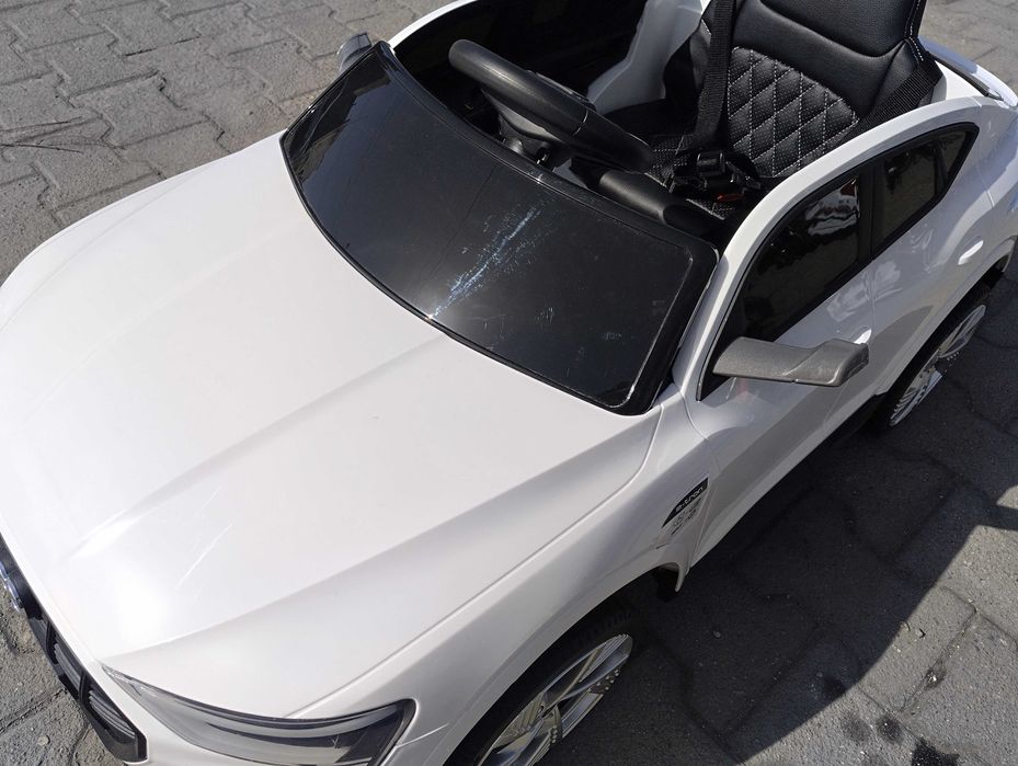 AUDI Акумулаторен джип Audi Sportback