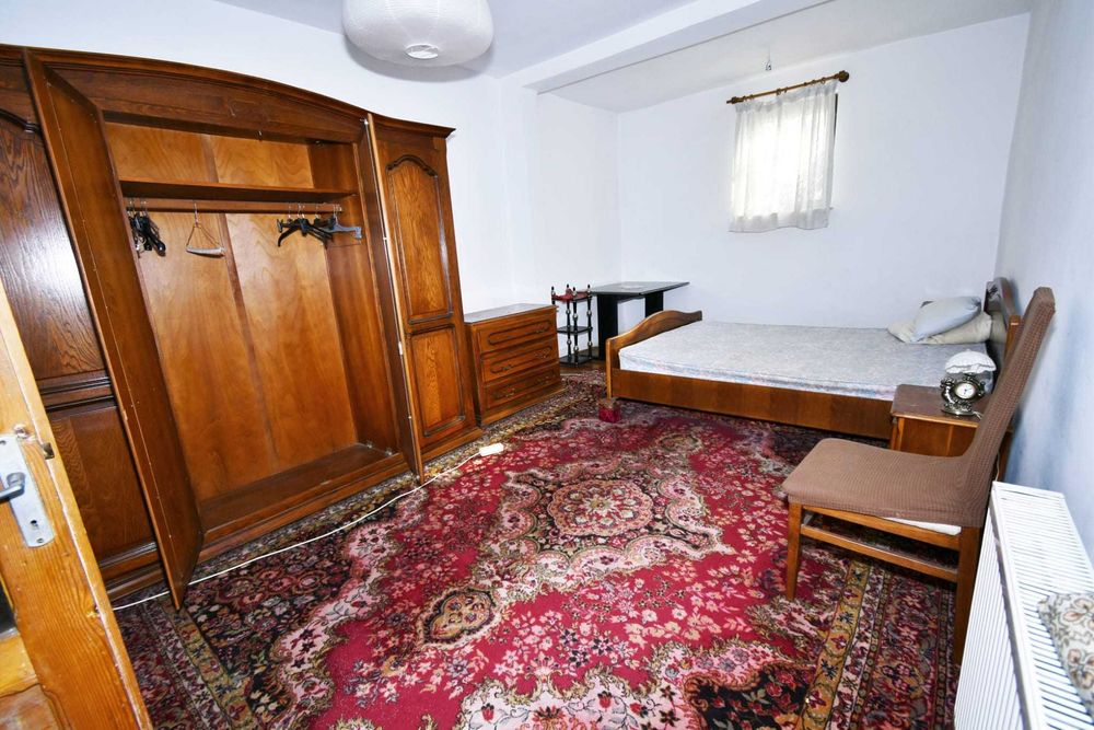 Casă de închiriat, zona Brestei, stradal