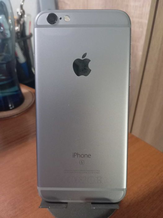 Apple iPhone 6s  64GB