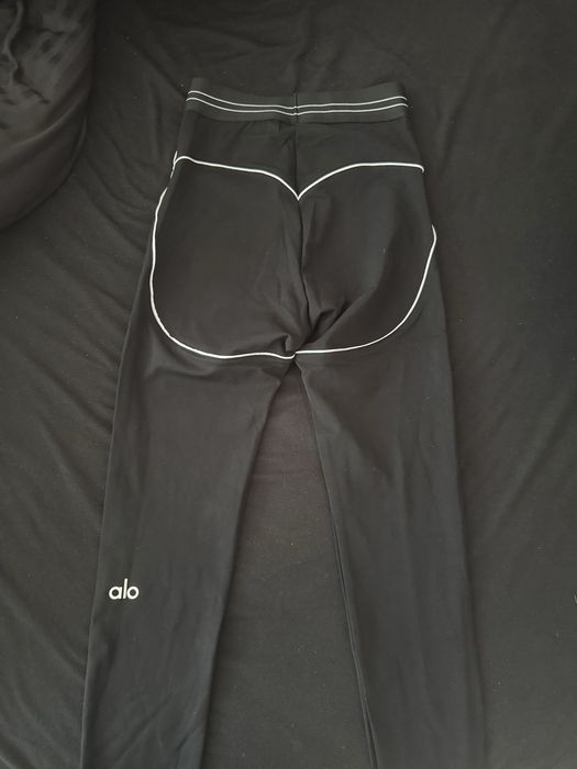 Alo yoga set чисто нов