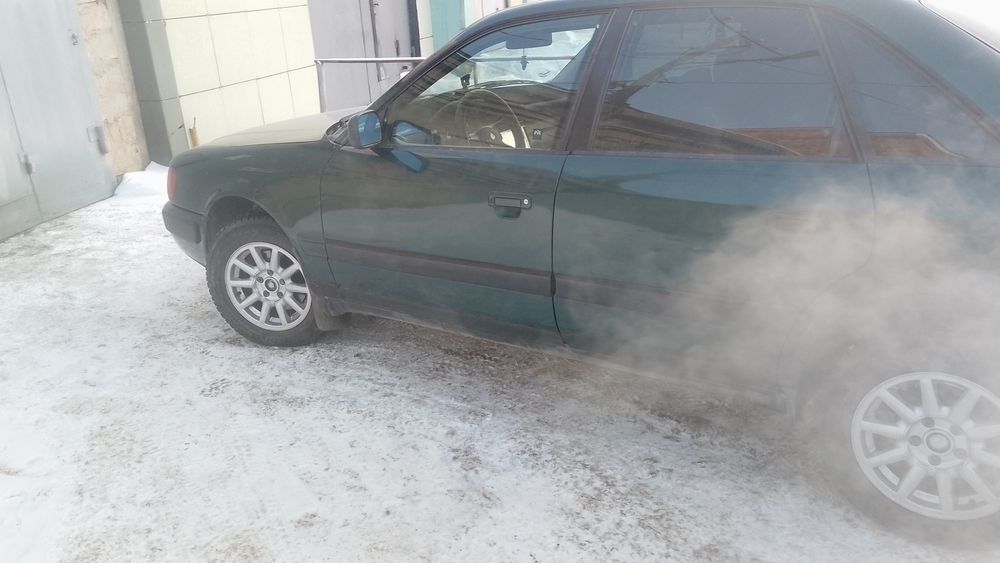 Продам Ауди 100 С4