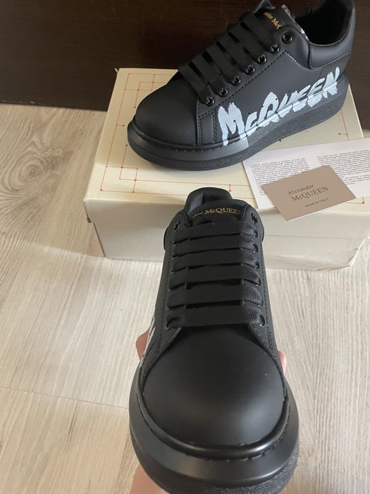 Alexander McQUEEN