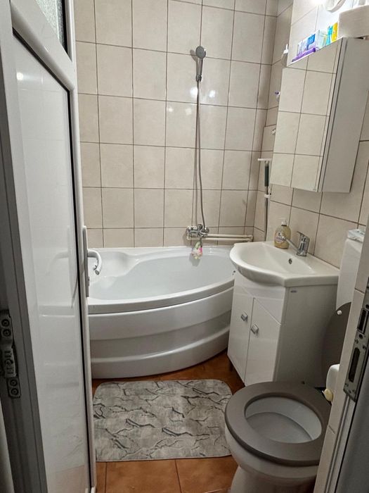 Inchiriez ap 2 camere