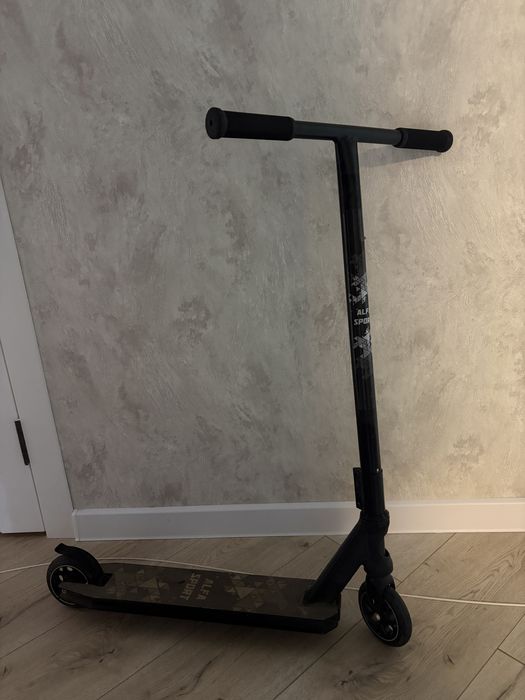 Самокат трюковой