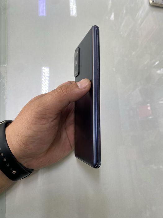 S20FE (128GB) в идеальном состояний