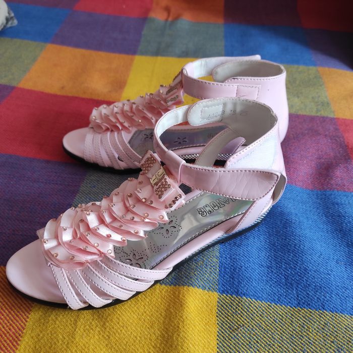 Босоножки 35 размер