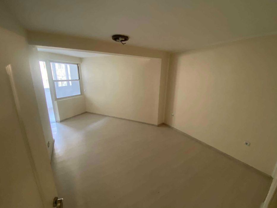 Продава се Многостаен апартамент в Варна, Център - 136 кв.м за 2280 €/кв.м - Снимка #7