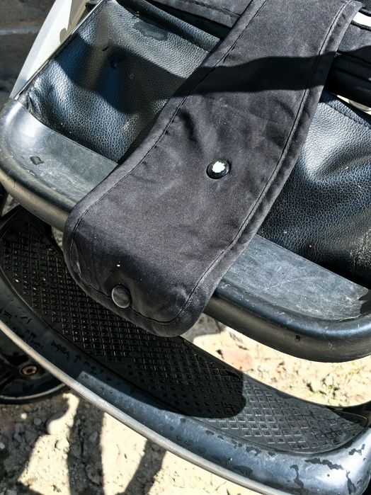 Продам коляску срочно