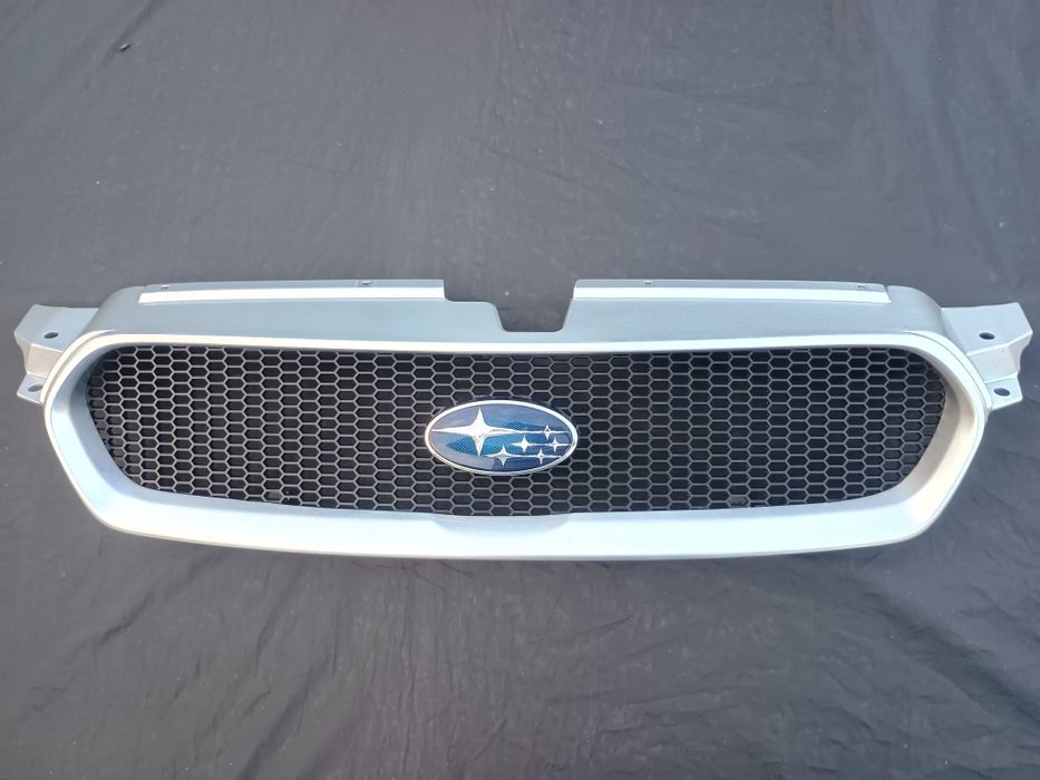 Предна решетка Subaru Legacy B13 Preface