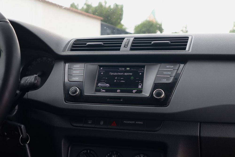 Skoda Fabian 1.2i 90кс 6ск