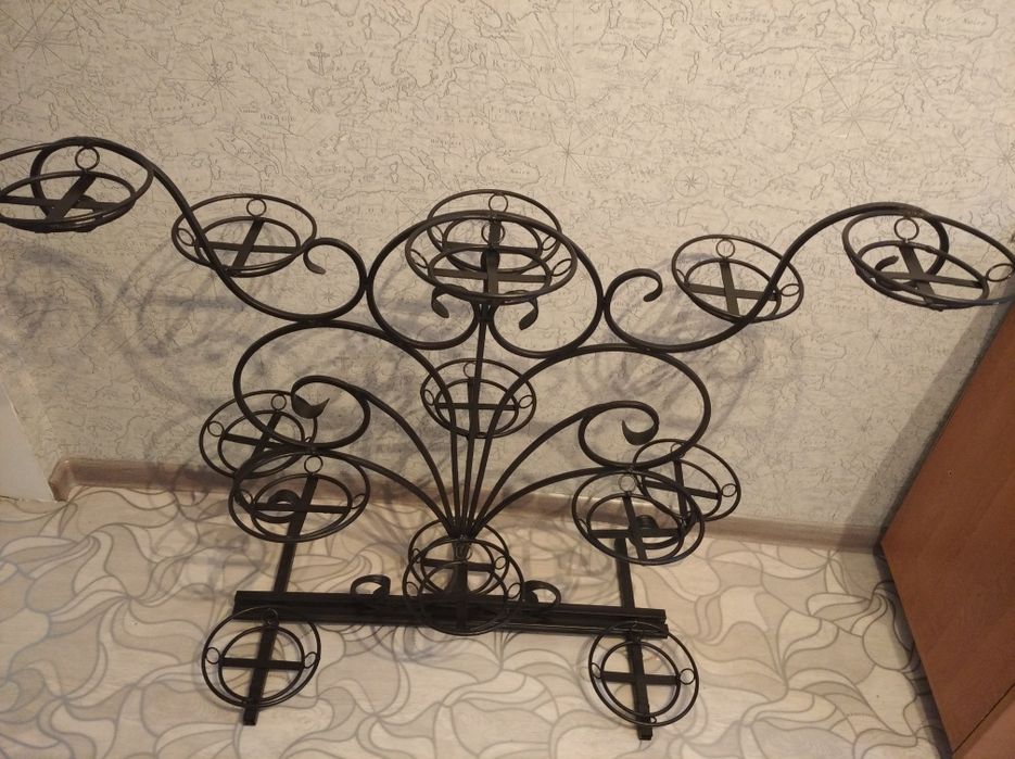 Подставка для цветов