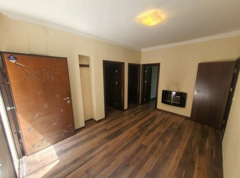 Дава се под наем Етаж от къща в София, Лозенец - 80 кв.м за 800 € - Снимка #7