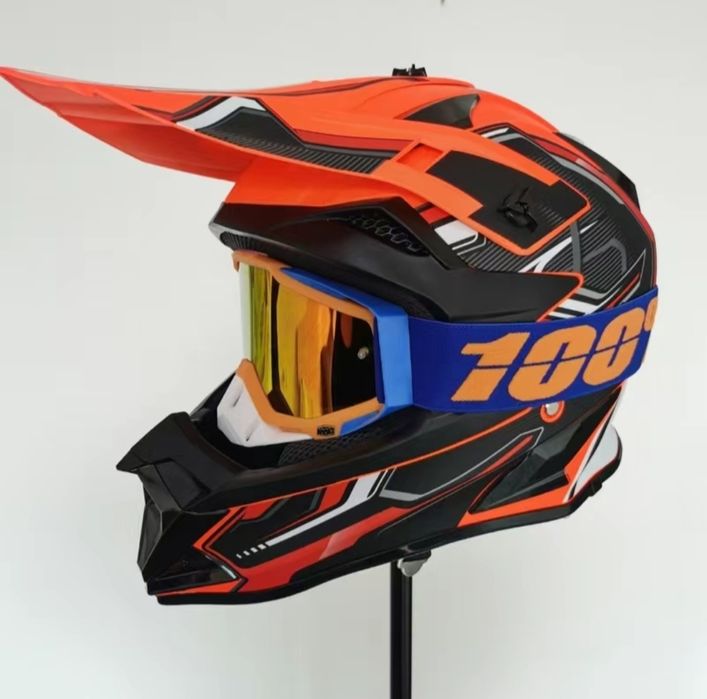 Мото шлемы высокого уровня