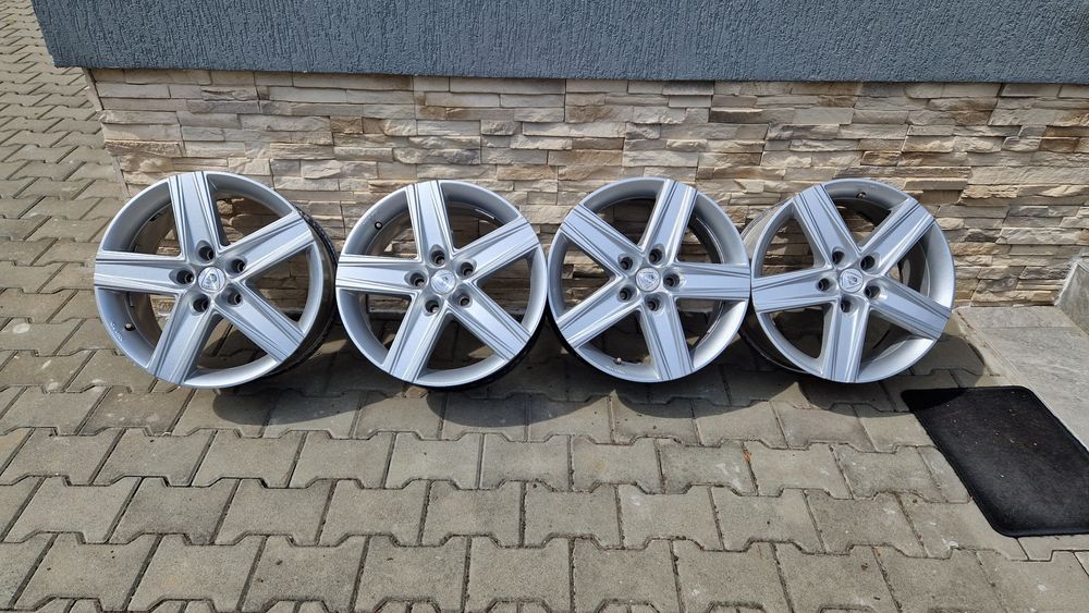 Jante aluminiu BMW 5x120 pe 17"