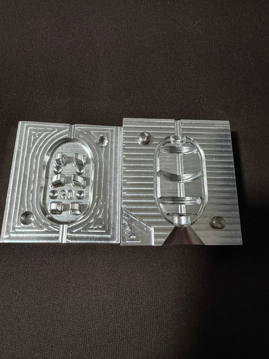 matrita plumbi method feeder realizeaza plumbi de 60 gr method feeder plumbi pescuit