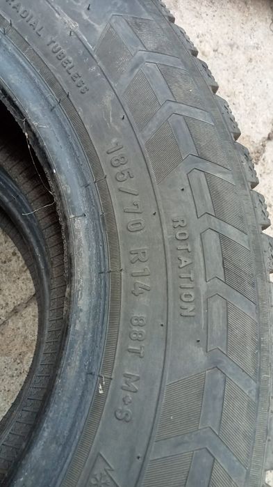 Продам зимние шины
