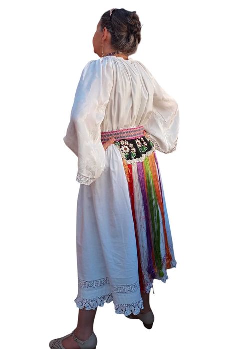 Costume populare autentice de inchiriat (de mireasa)