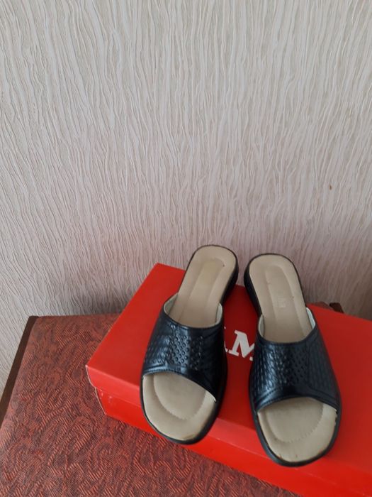 Женские тапочки новые