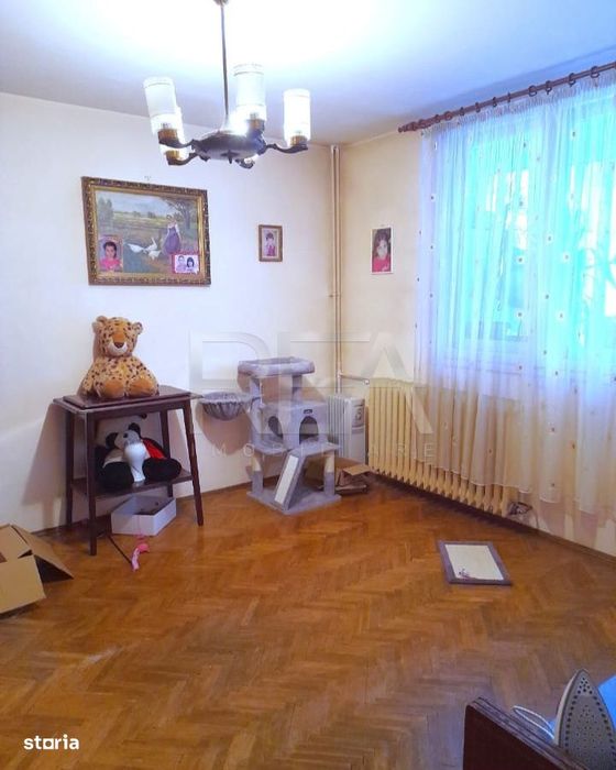 4 camere, 1/4, anvelopat-Drumul Taberei