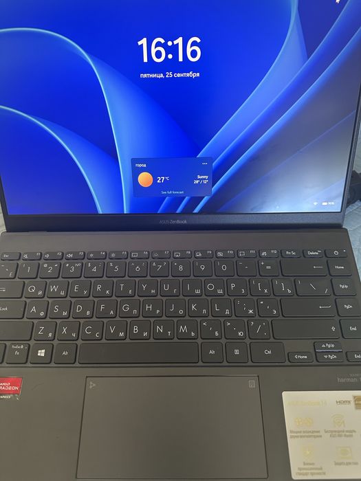 Продам zenbook asus 14 в отличном состоянии