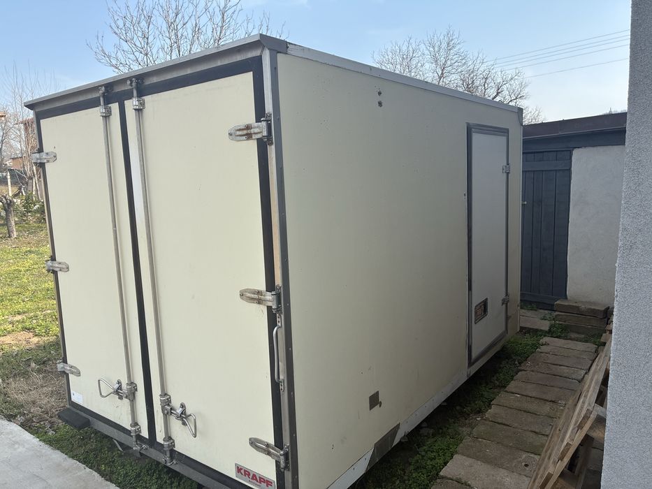 Хладилен фургон- много запазен