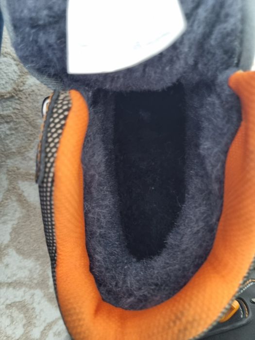 Продам спец. Ботинки