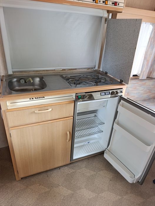 Adria 320 форселт+тента
