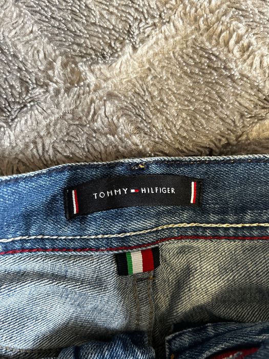 Blugi scurti Tommy Hilfiger