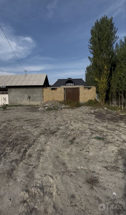 Andijon shaxrida 2 sotixlik uy sotiladi