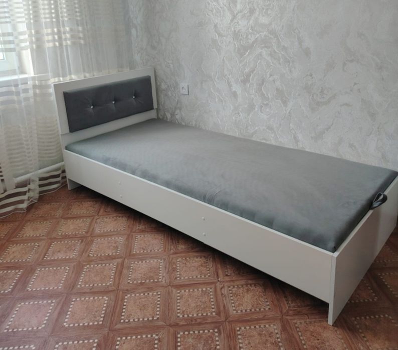 Кровать односпальная новая