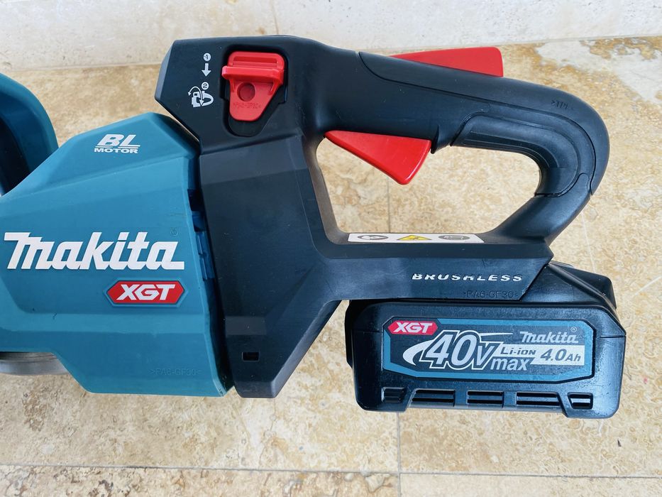 Makita UH 007G masina de taiat gard viu