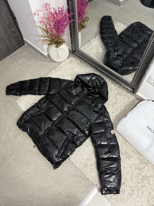 Geaca Moncler Maya cu puf natural colectie noua