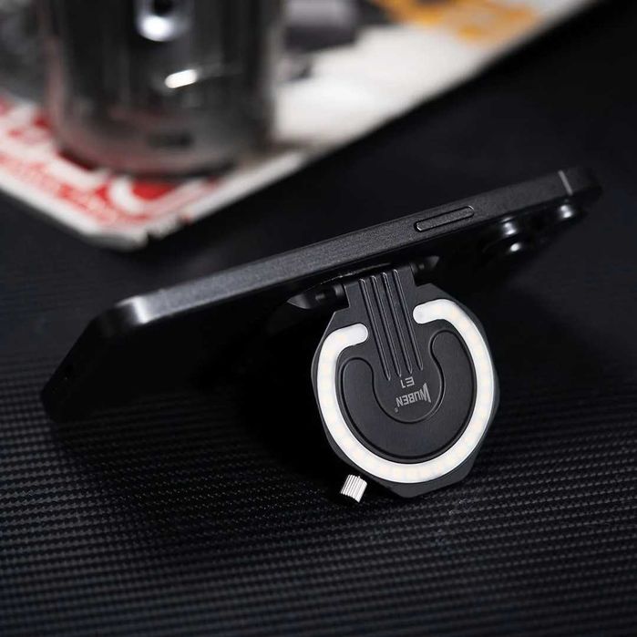 Магнитна LED Лампа за Телефон / Фенер Wuben E1 (MagSafe) - 300 Лумена