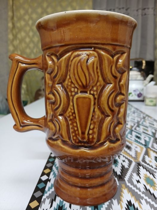 Продам кружку Медео,керамическая