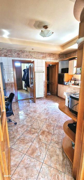 Vila P+1 zona Coiciu.